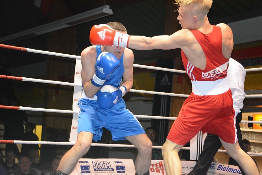 Erfolgreich in Straubing: 11:8 gewinnen die Boxer des NSV