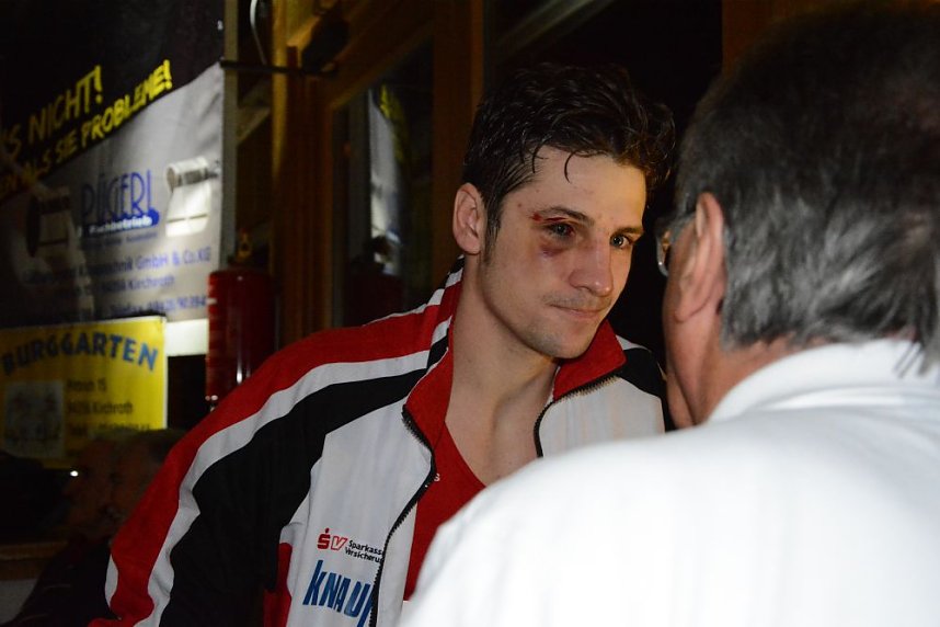 Erfolgreich in Straubing: 11:8 gewinnen die Boxer des NSV