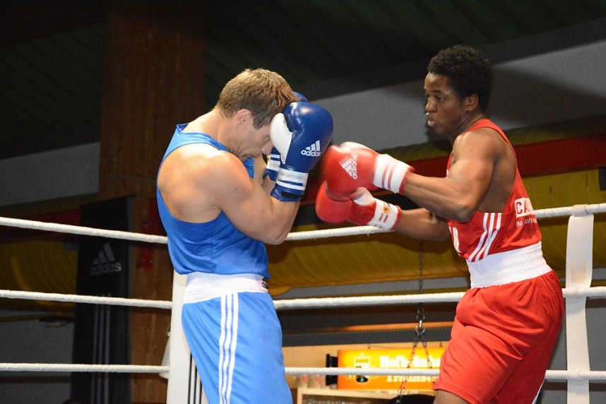 Erfolgreich in Straubing: 11:8 gewinnen die Boxer des NSV