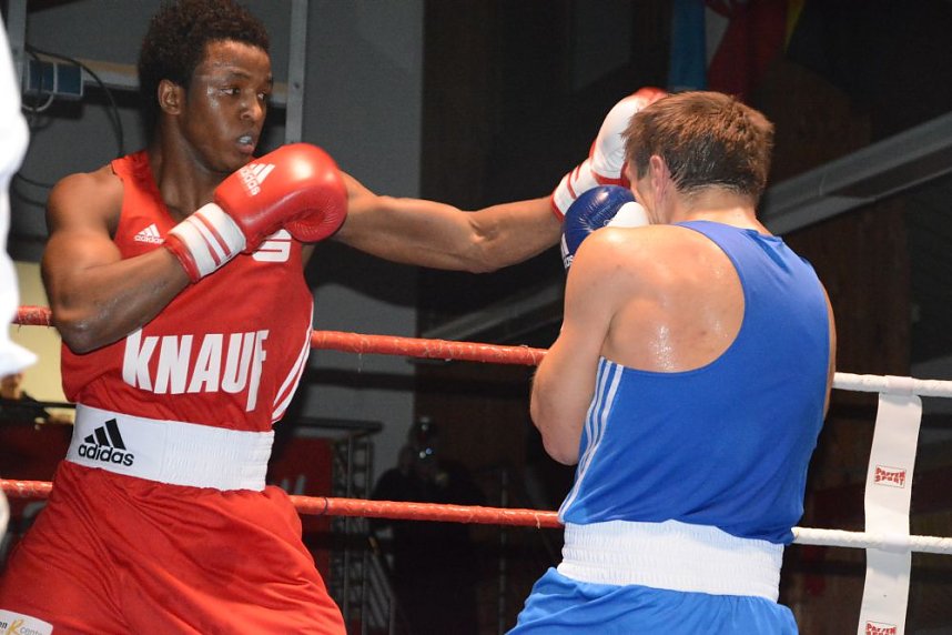 Erfolgreich in Straubing: 11:8 gewinnen die Boxer des NSV