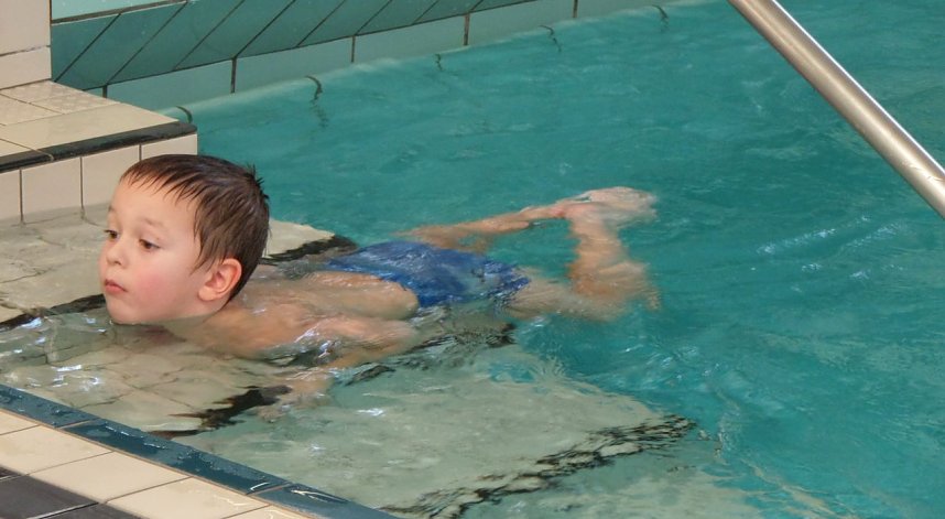 500. Kinderschwimmkurs im Badehaus Nordhausen