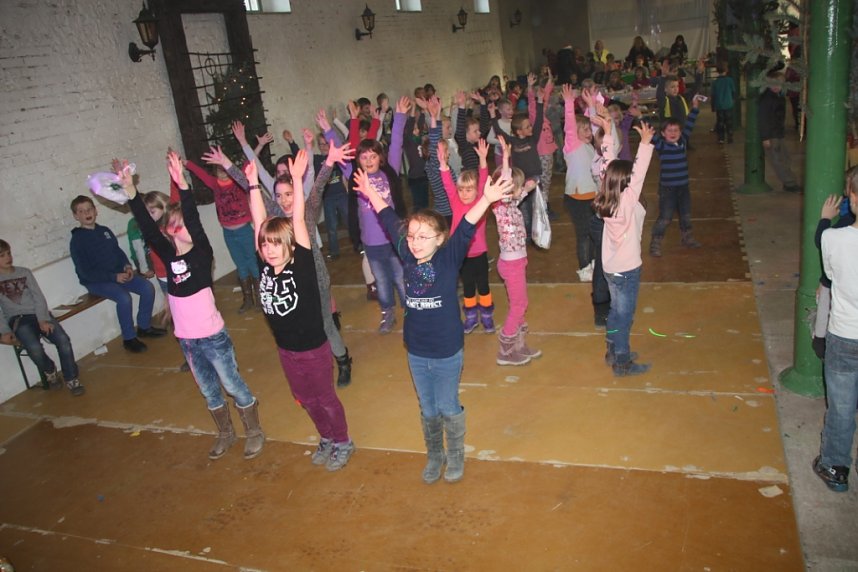 Schul-Weihnachtsmarkt in Heringen
