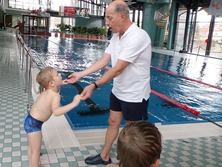 Schwimmkurs im Badehaus - 7. Stunde