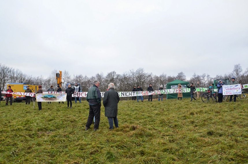Protest gegen Probebohrungen