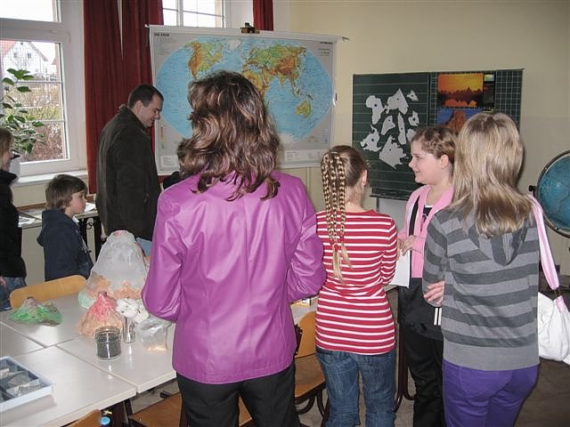 Schult&uuml;ren &ouml;ffneten sich