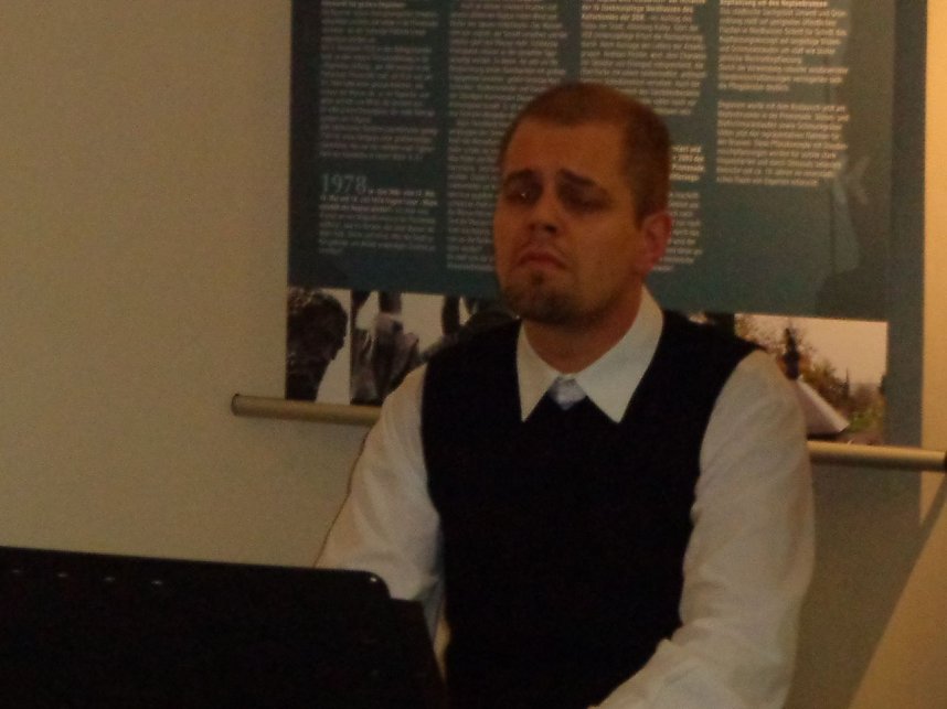 Ausstellung in der Flohburg er&ouml;ffnet