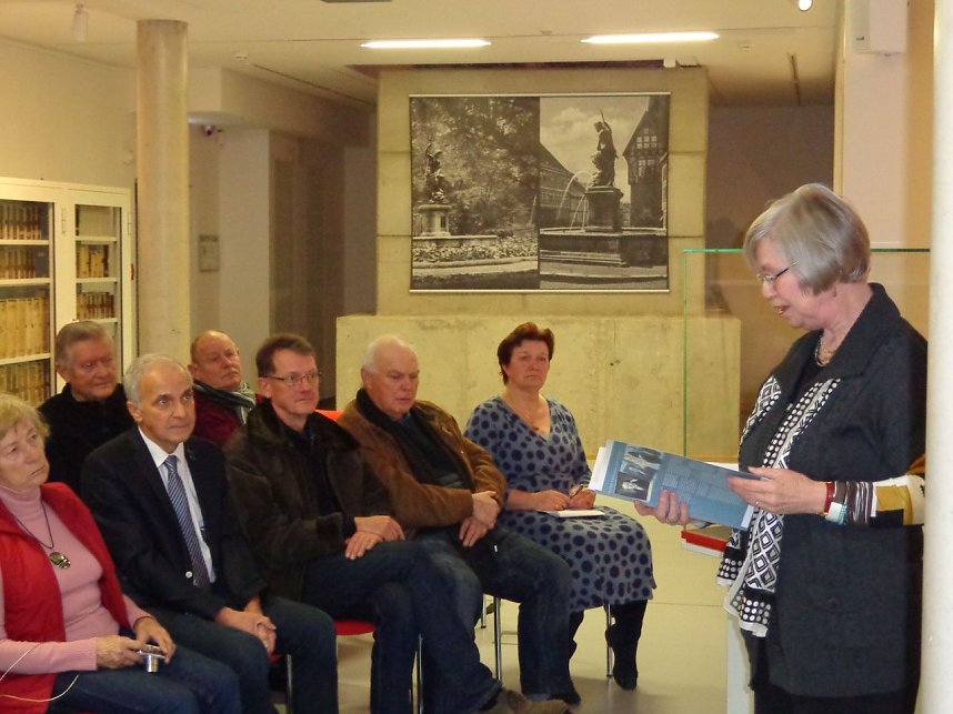 Ausstellung in der Flohburg er&ouml;ffnet