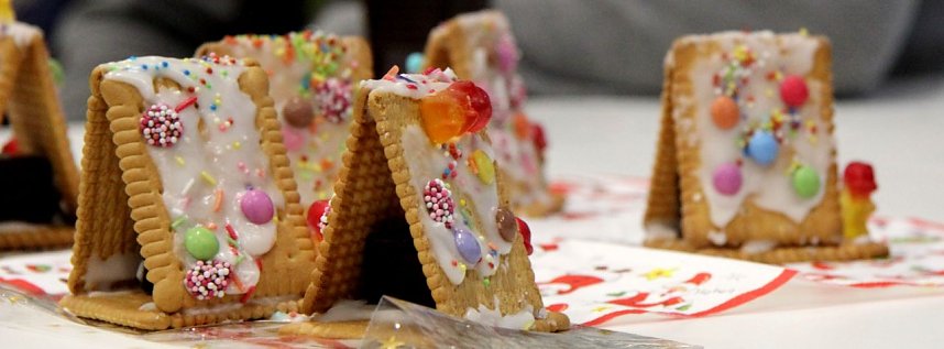 Erster Adventsmarkt in der evangelischen Grundschule