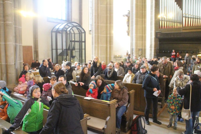 Im Nordh&auml;user Dom zeigte der &ouml;kumenische Kindergarten heute sein Krippenspiel
