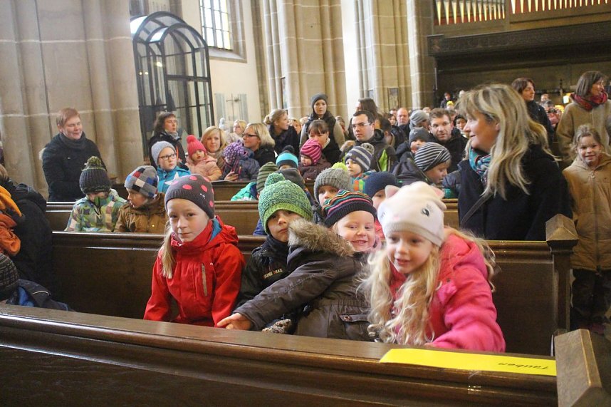 Im Nordh&auml;user Dom zeigte der &ouml;kumenische Kindergarten heute sein Krippenspiel