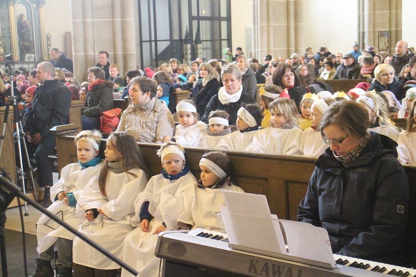 Im Nordh&auml;user Dom zeigte der &ouml;kumenische Kindergarten heute sein Krippenspiel