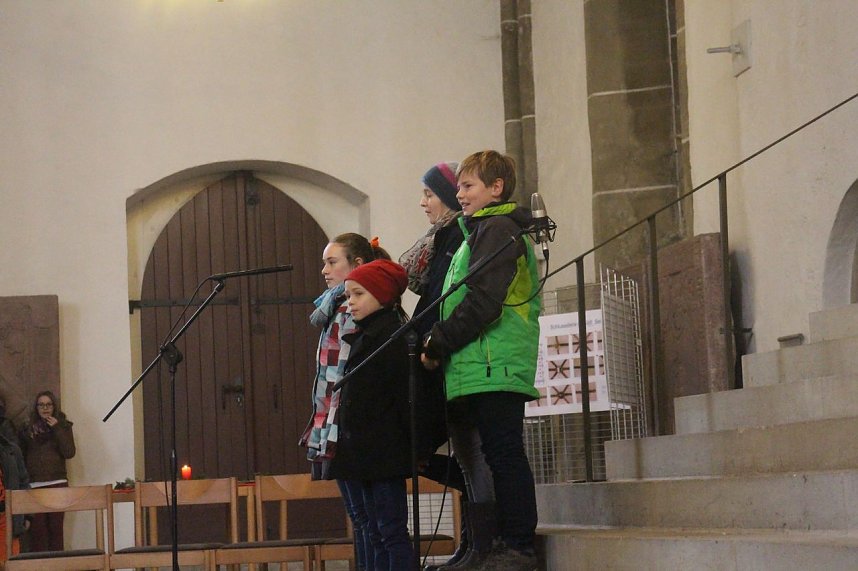 Im Nordh&auml;user Dom zeigte der &ouml;kumenische Kindergarten heute sein Krippenspiel