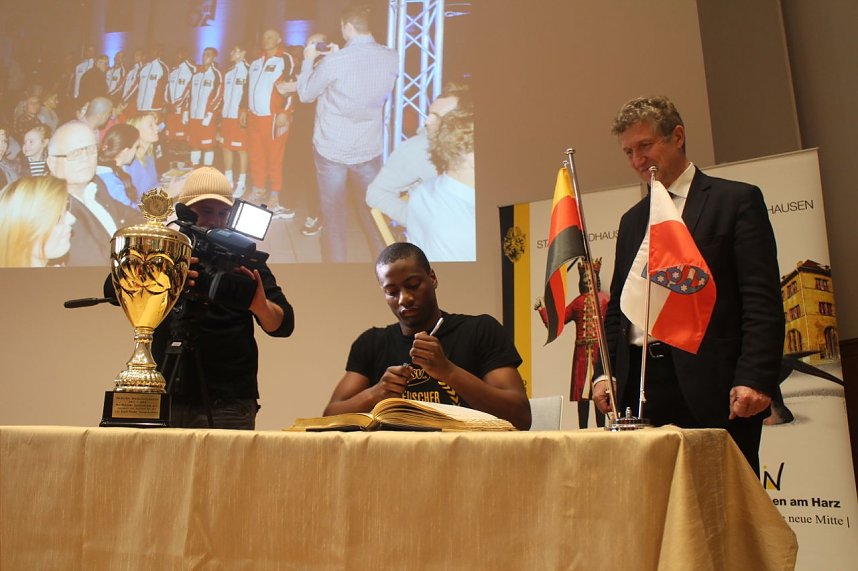 Die Boxer des Nordh&auml;user Sportvereins wurden heute im B&uuml;rgerhaus geehrt