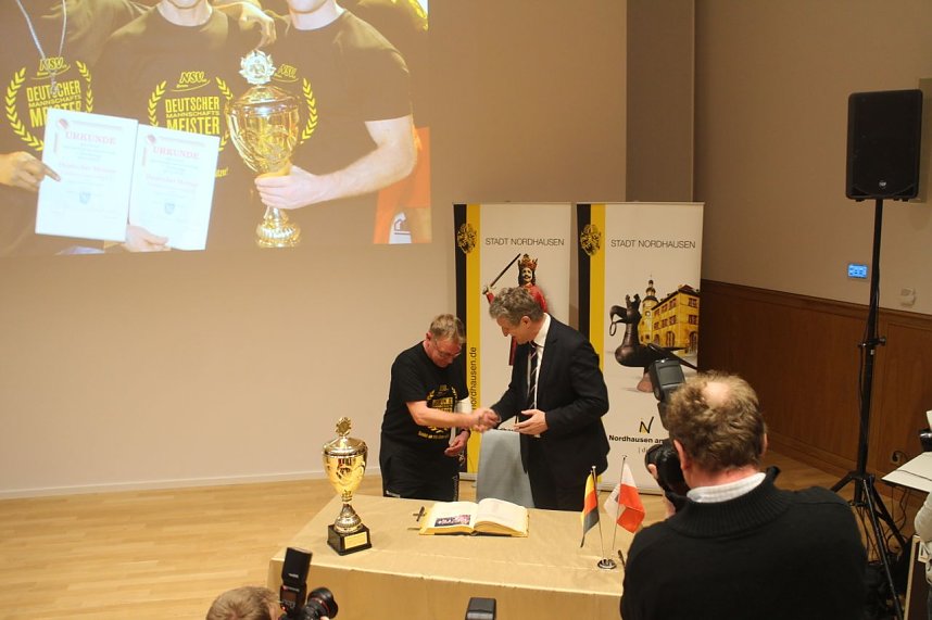 Die Boxer des Nordh&auml;user Sportvereins wurden heute im B&uuml;rgerhaus geehrt