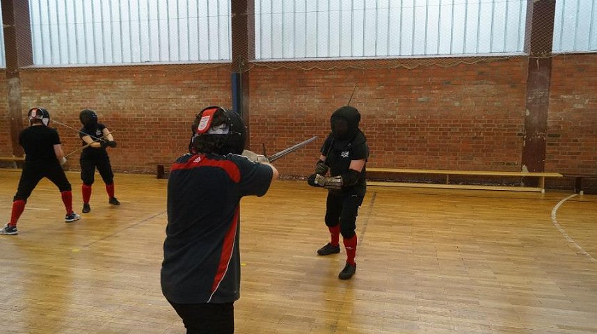 Historisches Fechten