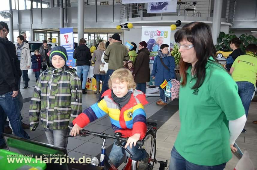 Viel los in der Autowelt Peter