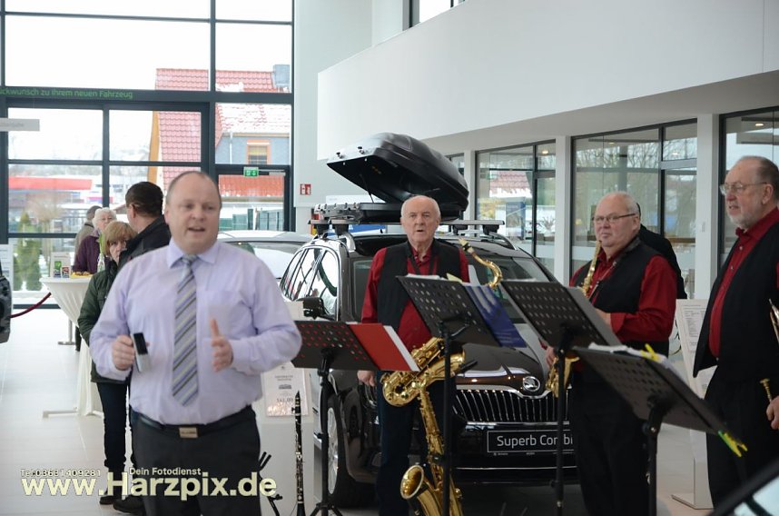 Viel los in der Autowelt Peter