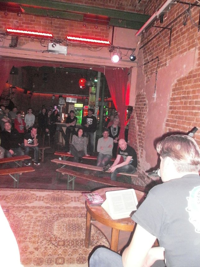 Zwei Altmeister in der Destille