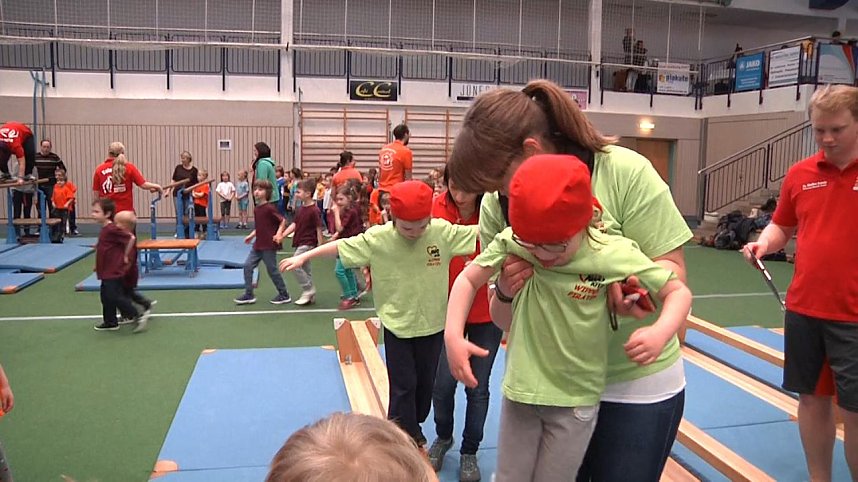 Kindergartensporttag in der Nordh&auml;user Wiedigsburghalle