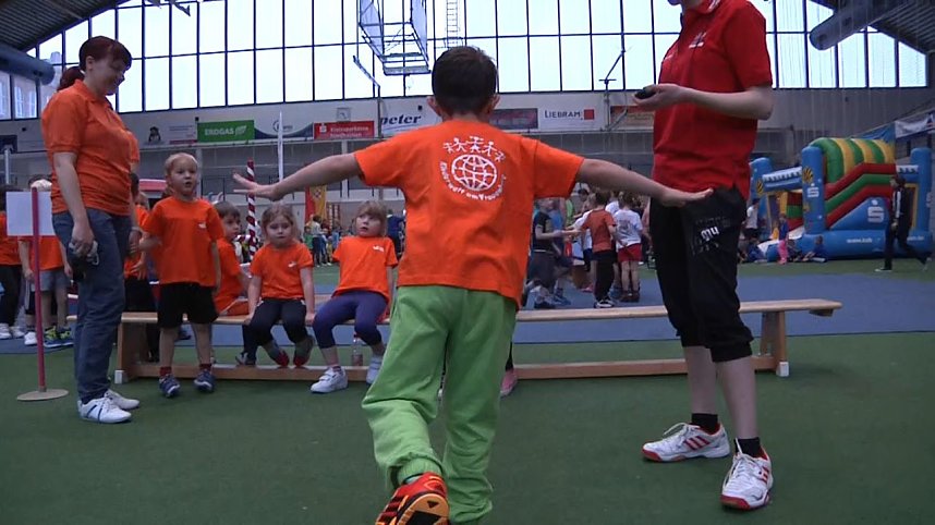 Kindergartensporttag in der Nordh&auml;user Wiedigsburghalle
