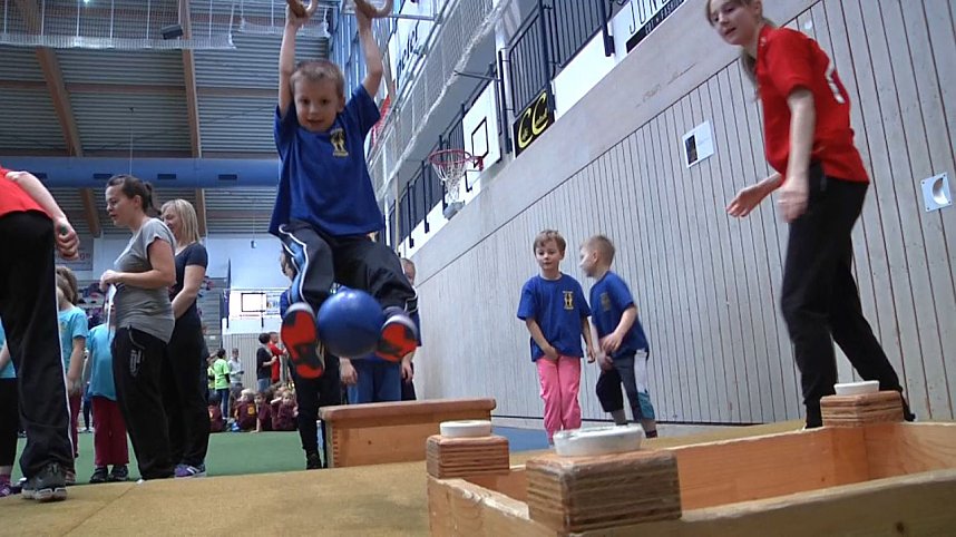 Kindergartensporttag in der Nordh&auml;user Wiedigsburghalle