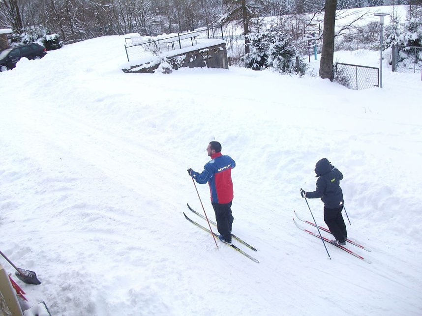 Zum vierten mal ist der Nachwuchs der Bergwacht S&uuml;dharz zum Wintercamp nach Rothes&uuml;tte gekommen
