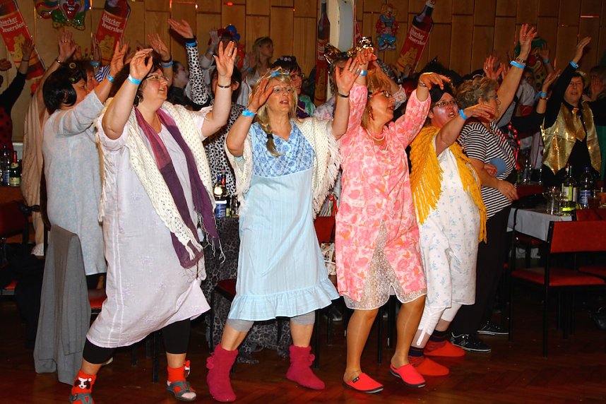 M&auml;nnerballett on Tour