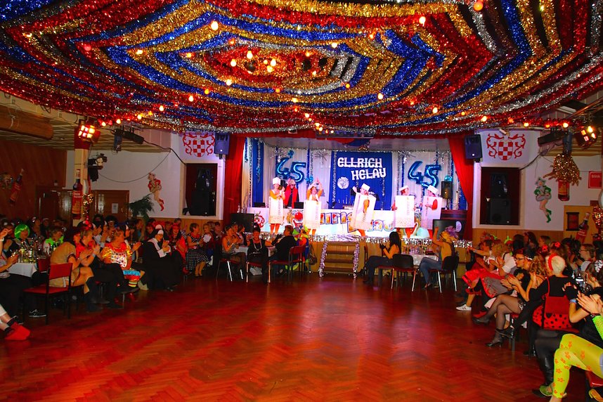 M&auml;nnerballett on Tour