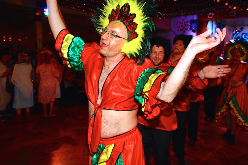 M&auml;nnerballett on Tour