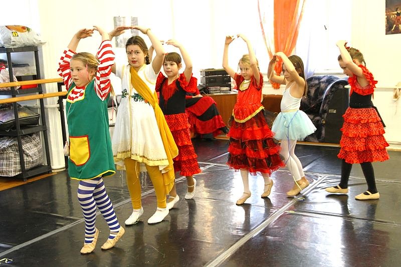 Gro&szlig;er Spa&szlig; f&uuml;r die kleinen T&auml;nzerinnen