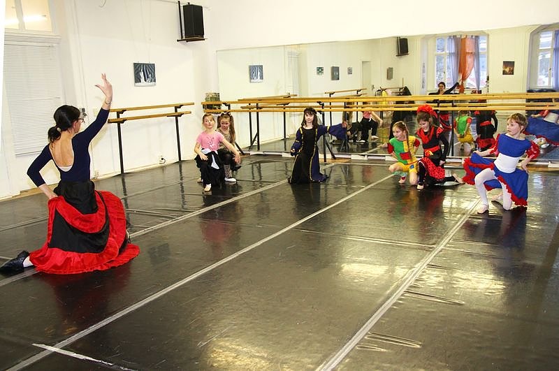 Gro&szlig;er Spa&szlig; f&uuml;r die kleinen T&auml;nzerinnen