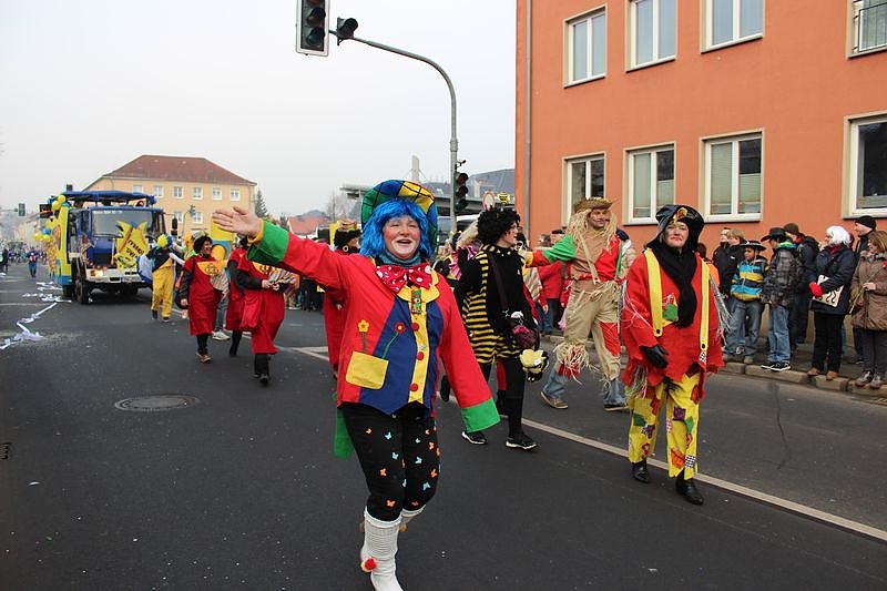 N&auml;rrinnen und Narren zogen durch Sondershausen (1)