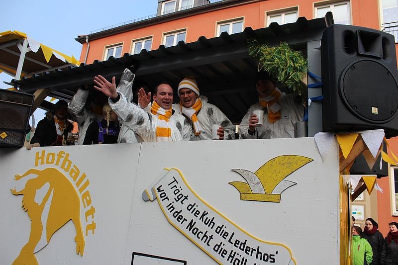 N&auml;rrinnen und Narren zogen durch Sondershausen (2)