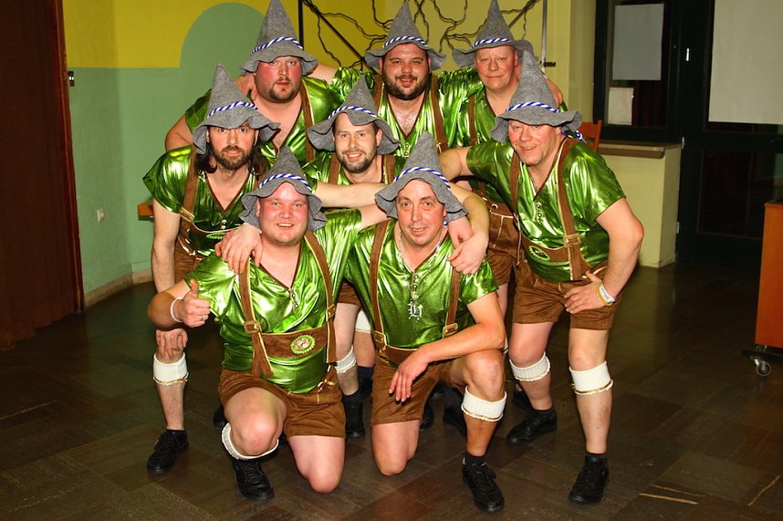 Zum 8. M&auml;nnerballettwettbewerb des BCC im Bleicher&ouml;der Kulturhaus sollte es zum Kopf an Kopf Tanzen kommen