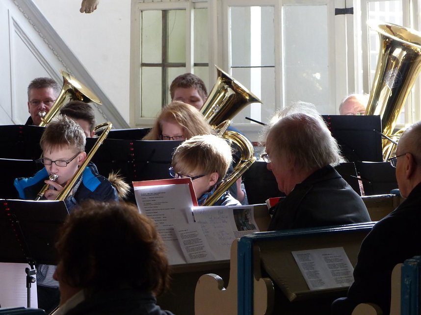 Mit Andacht und Konzert gefeiert