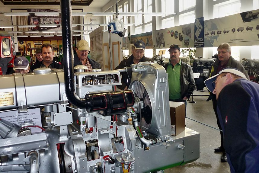 Marathon-F&uuml;hrung f&uuml;r Technik-Fans im Nordh&auml;user IFA-Museum