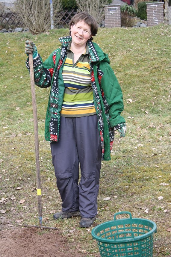 &Uuml;ber 60 Helfer beim Fr&uuml;hjahrsputz in S&uuml;lzhayn