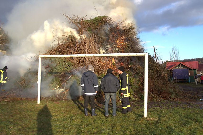 Osterfeuer in Herreden