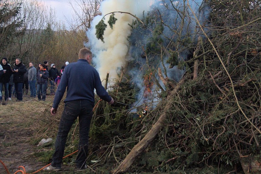 Osterfeuer in Nordhausen Nord