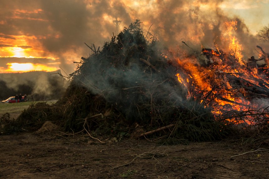 Osterfeuer in Krimderode