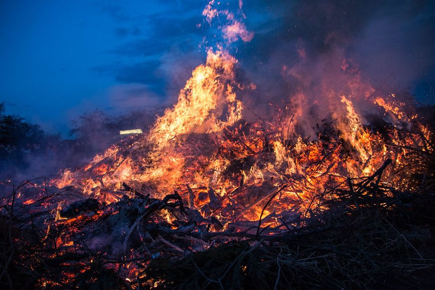 Osterfeuer in Krimderode