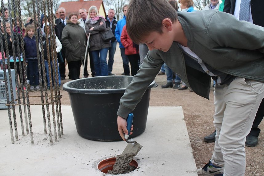 F&uuml;r die neue Sporthalle der Regelschule Ellrich wurde heute der Grundstein gelegt