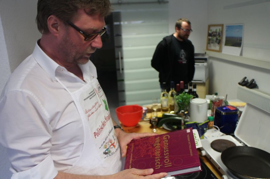 Gr&uuml;nes Abendessen mit Ausstellung im Nordh&auml;user Abgeordnetenb&uuml;ro