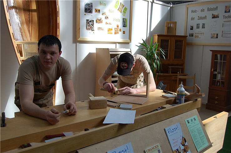 NNZ-City Scout on Tour.11.Forum Berufsstart Nordhausen