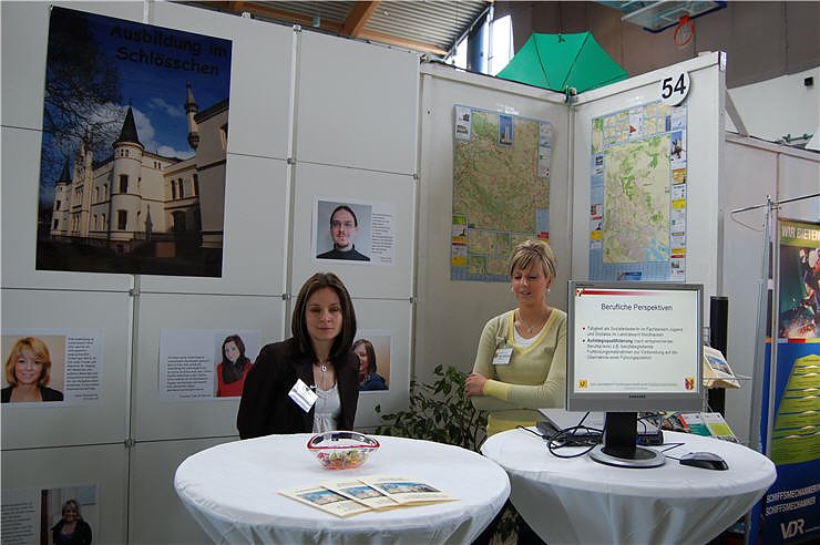 NNZ-City Scout on Tour.11.Forum Berufsstart Nordhausen