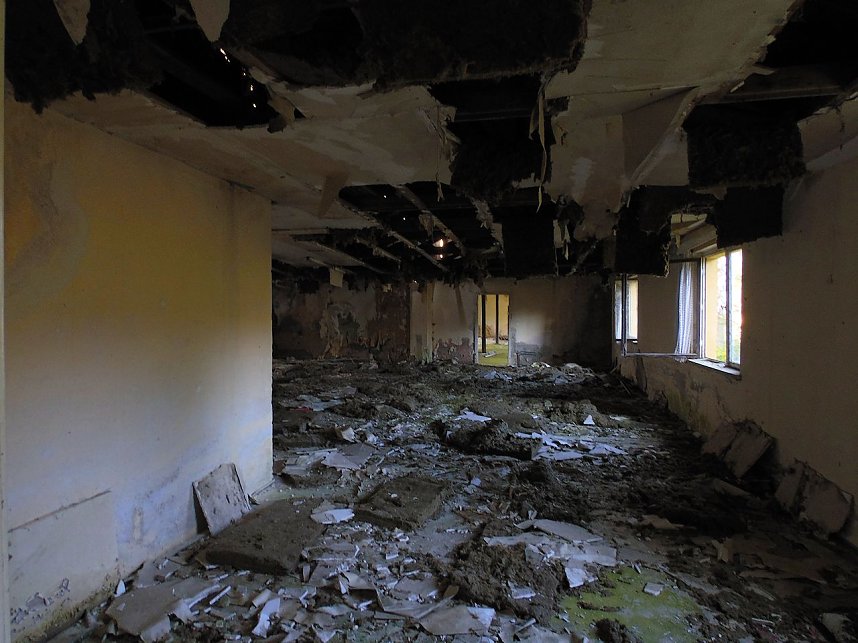 Der Treue Nachbarteich - die h&auml;ssliche Seite