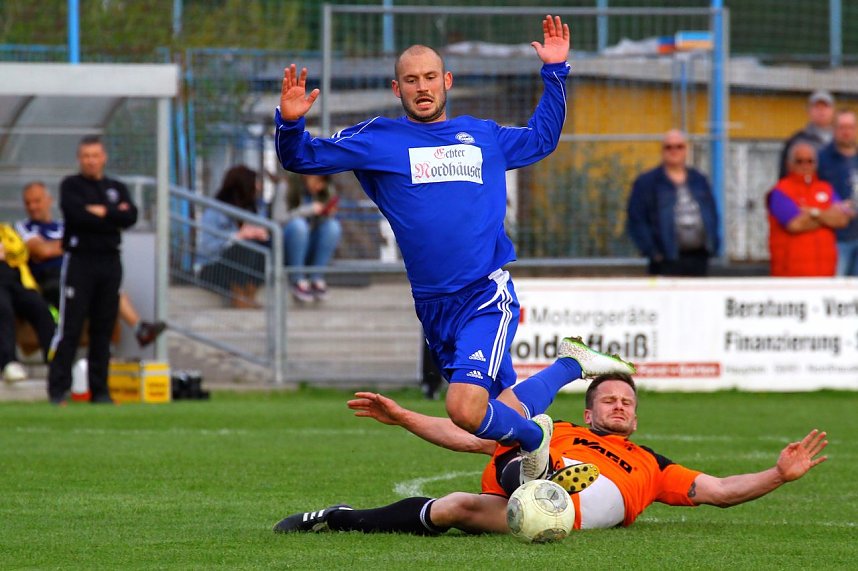 Wackers Reserve schl&auml;gt die Eintracht mit 2:0