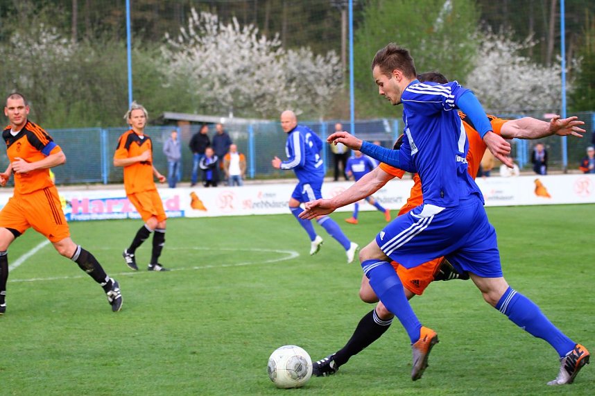 Wackers Reserve schl&auml;gt die Eintracht mit 2:0