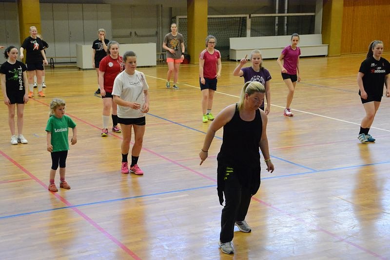Zumba f&uuml;r Handballerinnen