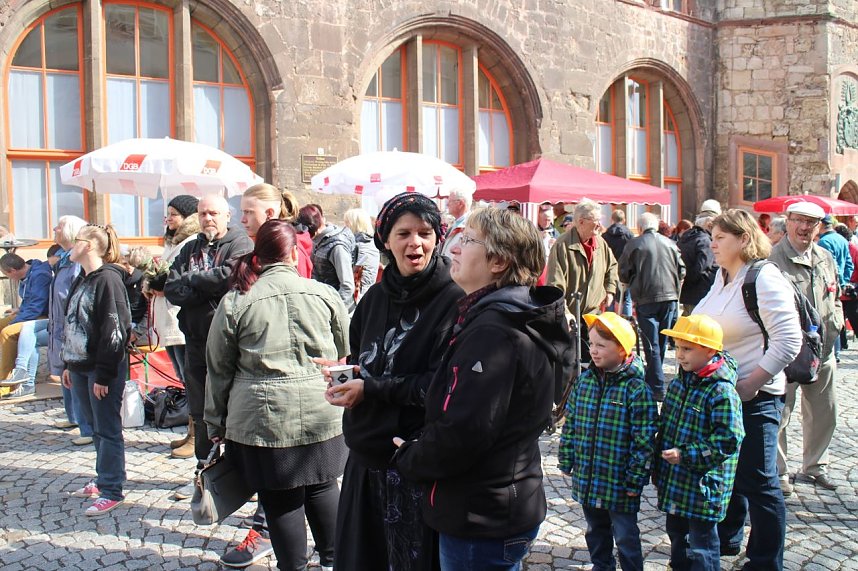 1. Mai Kundgebung auf dem Nordh&auml;user Rathausplatz